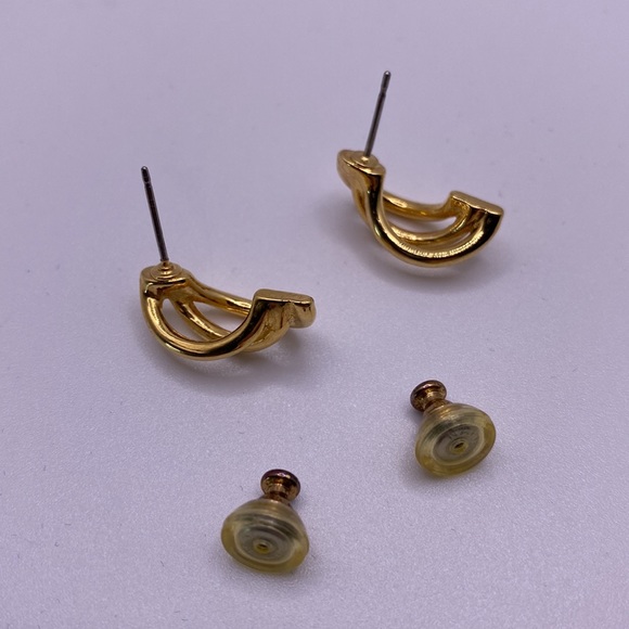 🎁 3 for $15. Vintage Napier Triple Gold Swirl Half Loop Post Earrings - Picture 4 of 6